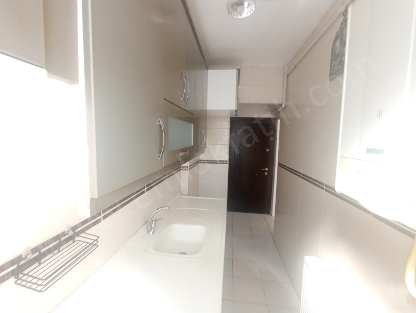 Sümbül Efendi Kiralık Daire Merkezi Tadilatlı 2+1 ( ESKİ PORTFÖY )