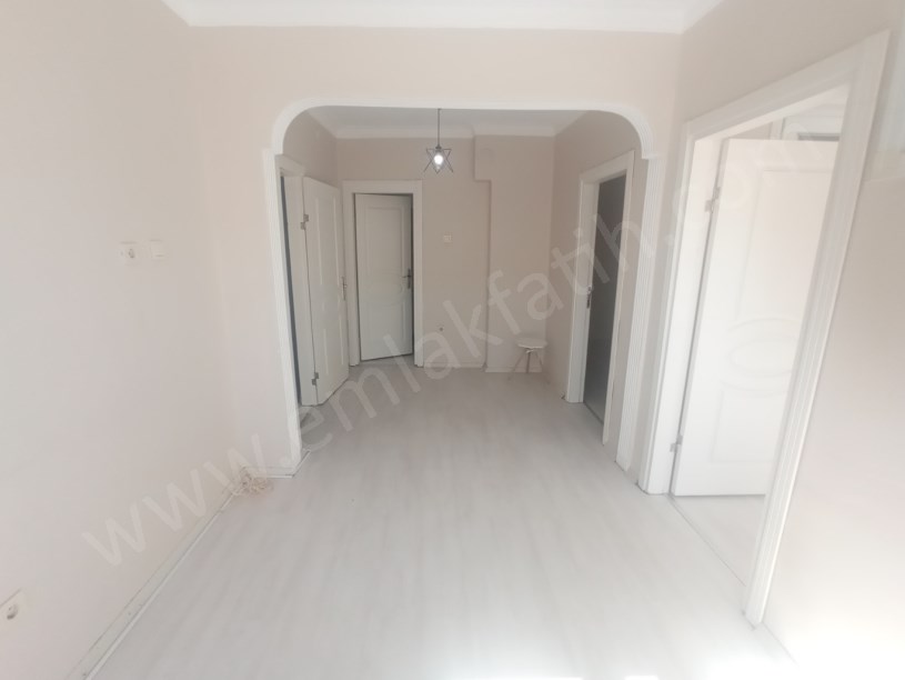 Sümbül Efendi Kiralık Daire Merkezi Tadilatlı 2+1 ( ESKİ PORTFÖY )