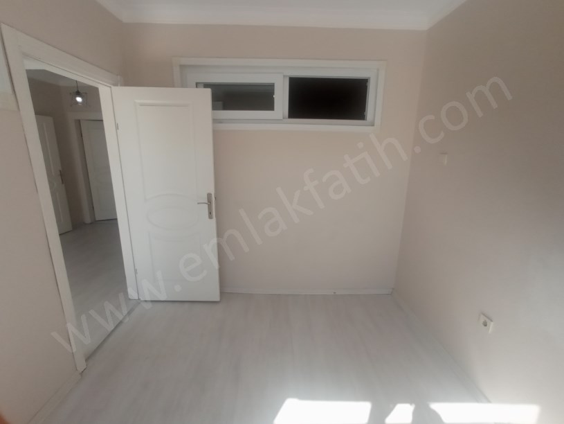 Sümbül Efendi Kiralık Daire Merkezi Tadilatlı 2+1 ( ESKİ PORTFÖY )