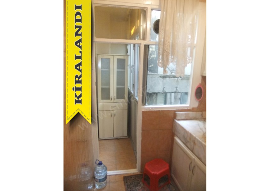 Şehremini Kiralık Daire Günaydın Sokakta Tramvaya Yakın 2+1 ( ESKİ PORTFÖY )