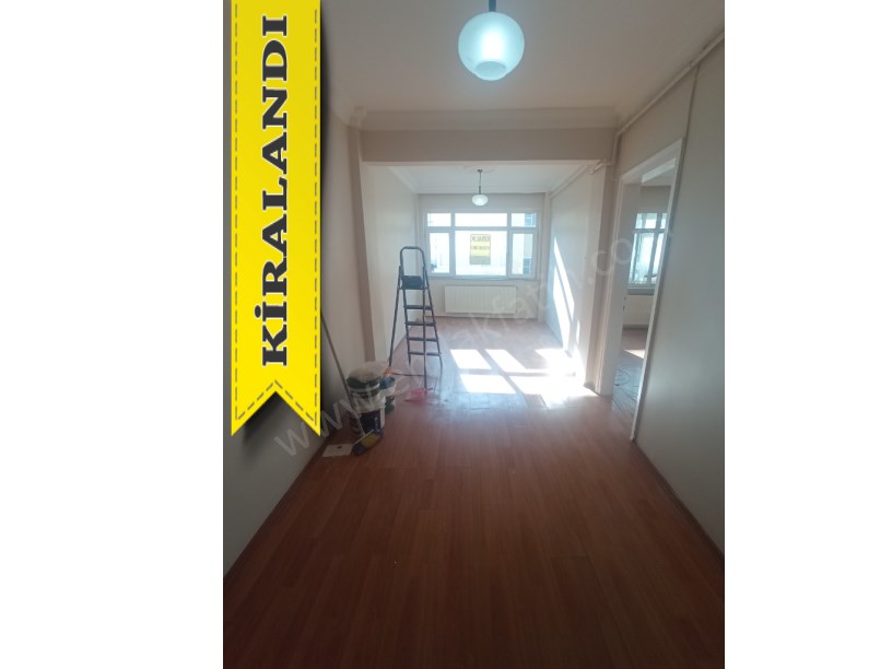 Kocamustafapaşa Kiralık Daire Hacı Kadın Cad 2+1 ( ESKİ PORTFÖY )