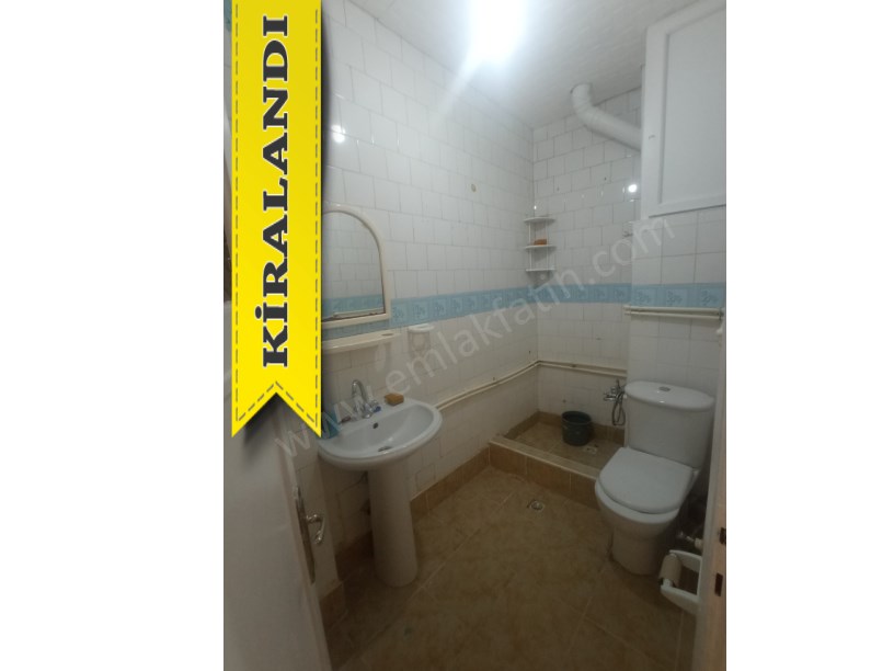 Kocamustafapaşa Kiralık Daire Hacı Kadın Cad 2+1 ( ESKİ PORTFÖY )