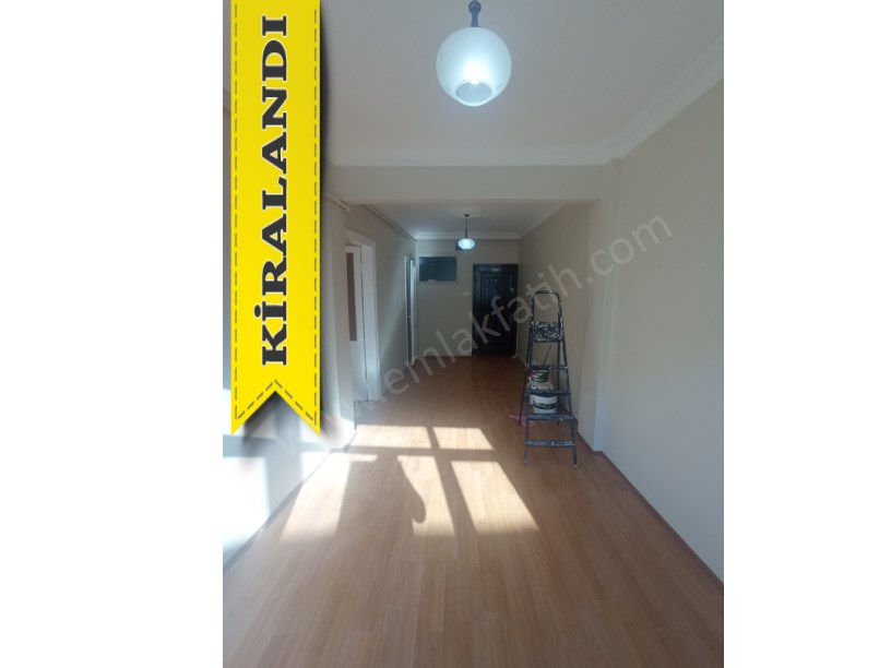 Kocamustafapaşa Kiralık Daire Hacı Kadın Cad 2+1 ( ESKİ PORTFÖY )