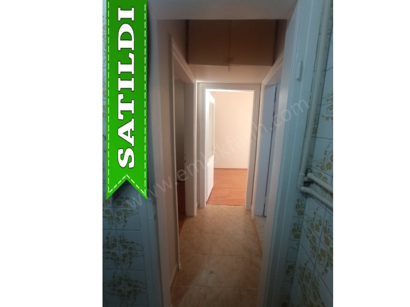 Cerrahpaşa Satılık Daire 2+1 2.Kat Temiz Masrafsız ( ESKİ PORTFÖY ) Satılık Ev