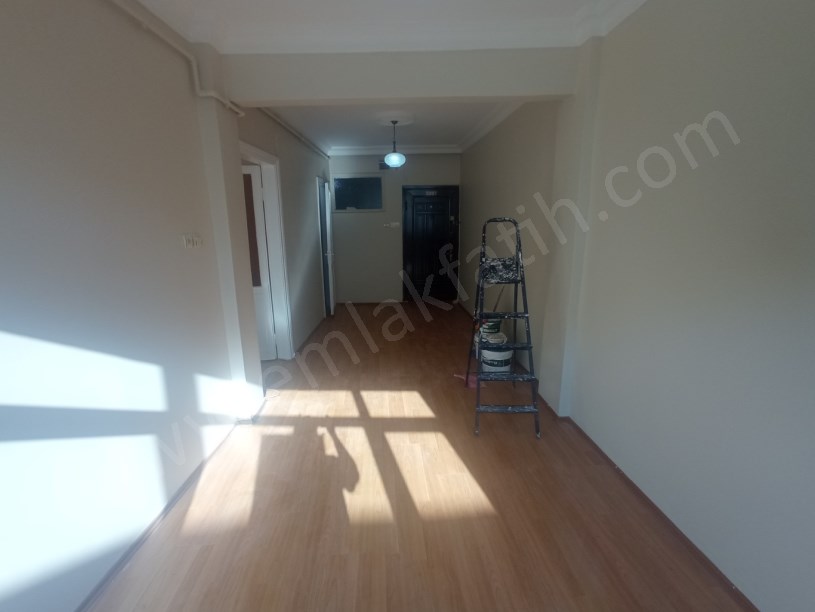 Cerrahpaşa Satılık Daire 2+1 2.Kat Temiz Masrafsız ( ESKİ PORTFÖY ) Satılık Ev
