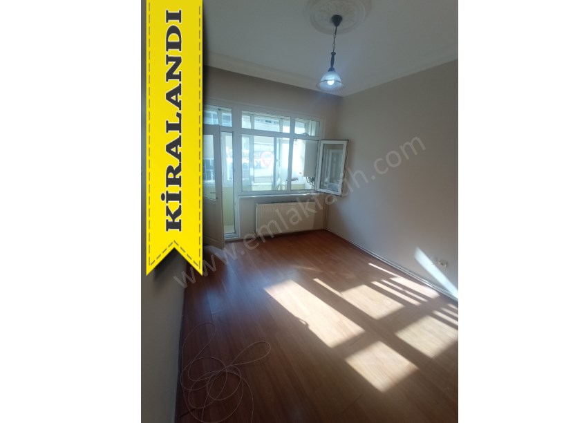 Kocamustafapaşa Kiralık Daire Hacı Kadın Cad 2+1 ( ESKİ PORTFÖY )