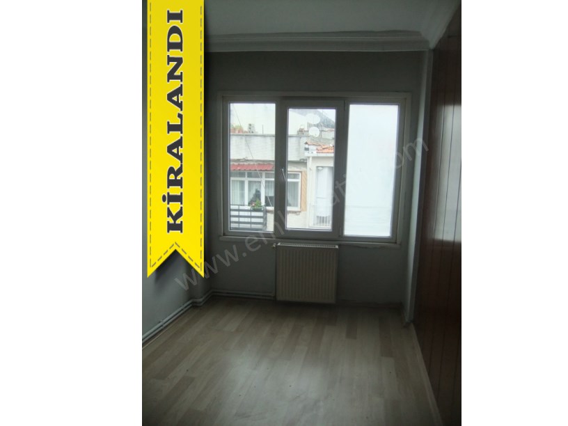 Kocamustafapaşa Kiralık Daire İzci Türk Sokak 2+1 4.KAT ( ESKİ PORTFÖY )