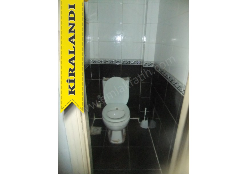 Kocamustafapaşa Kiralık Daire İzci Türk Sokak 2+1 4.KAT ( ESKİ PORTFÖY )