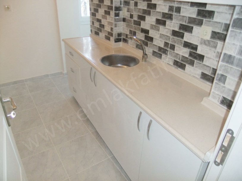 Kocamustafapaşa hacıkadın Çeşmesi Sk 1+1 Full Yapılı