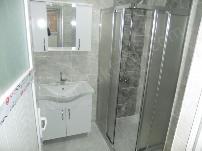 Kocamustafapaşa hacıkadın Çeşmesi Sk 1+1 Full Yapılı
