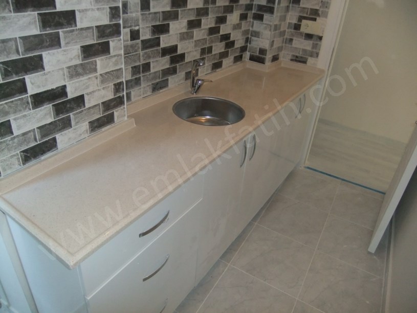 Kocamustafapaşa hacıkadın Çeşmesi Sk 1+1 Full Yapılı