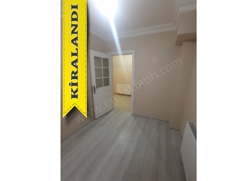 Kocamustafapaşa Meydan 1+1 Full Yapılı Giriş