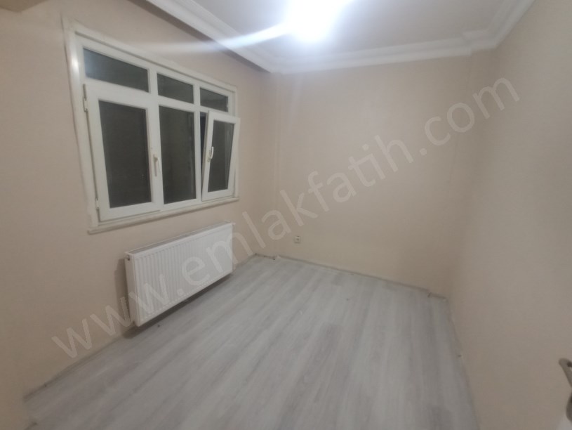 Kocamustafapaşa Meydan 1+1 Full Yapılı Giriş