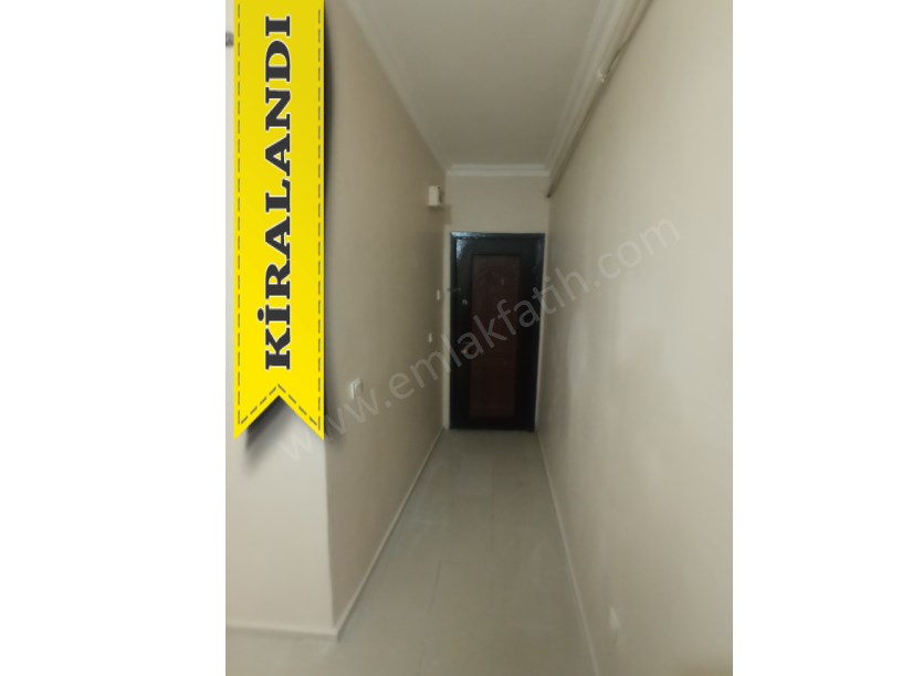 Kocamustafapaşa Meydan 1+1 Full Yapılı Giriş