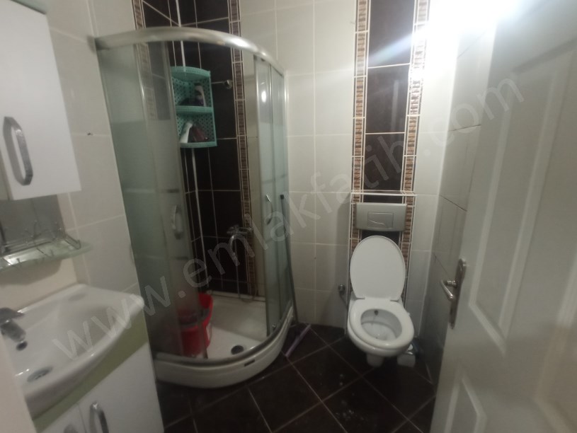 Kocamustafapaşa Meydan 1+1 Full Yapılı Giriş