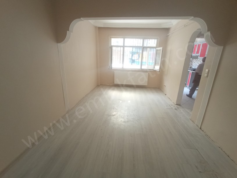 Kocamustafapaşa Meydan 1+1 Full Yapılı Giriş