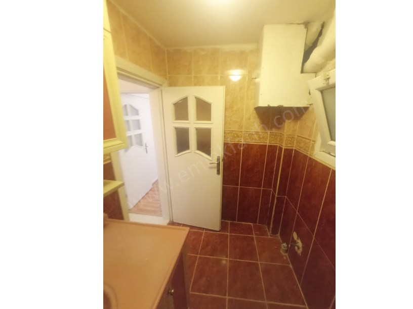 Kocamustafapaşa HASTANE YANI 2+1 Giriş Kat