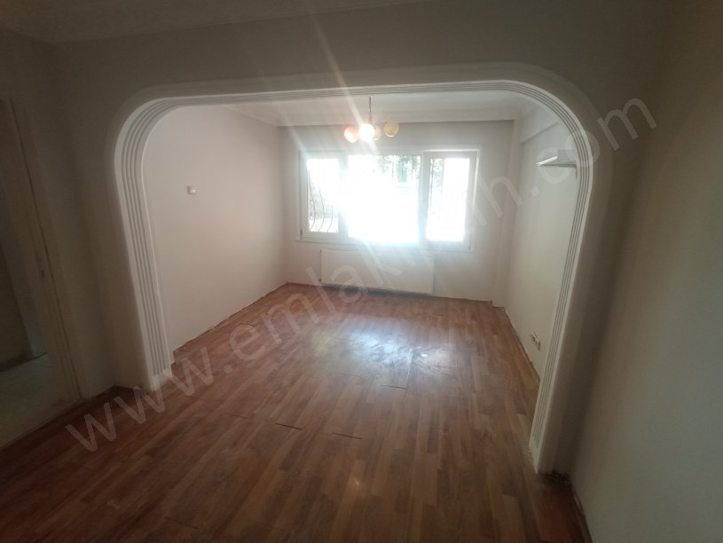 Kocamustafapaşa HASTANE YANI 2+1 Giriş Kat