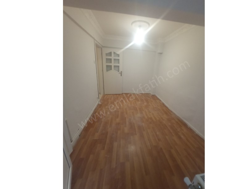 Kocamustafapaşa HASTANE YANI 2+1 Giriş Kat
