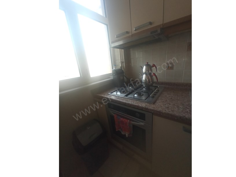 Mütesellim Sokak Eşyalı 2+1 80m² 2.Kat Kombili Çift Cepheli