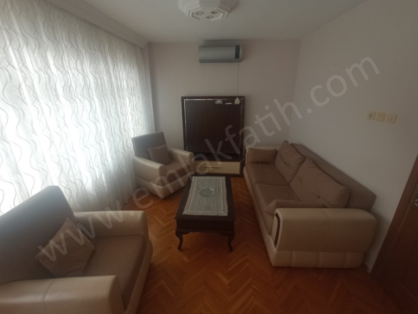 Mütesellim Sokak Eşyalı 2+1 80m² 2.Kat Kombili Çift Cepheli