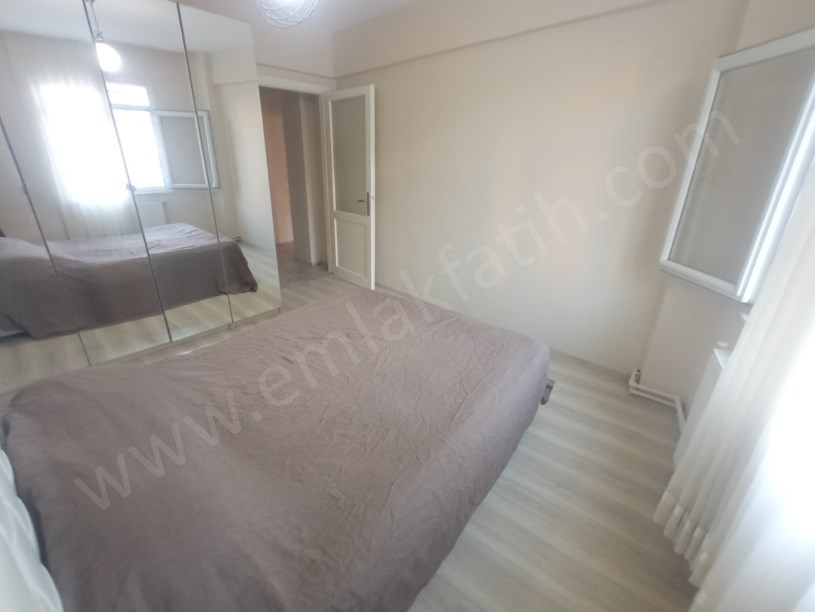 Işkırlak Sokak Eşyalı 2+1 85m² Yüksek Giriş Kombili Daire