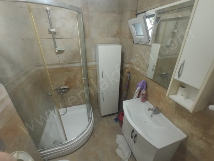 Işkırlak Sokak Eşyalı 2+1 85m² Yüksek Giriş Kombili Daire
