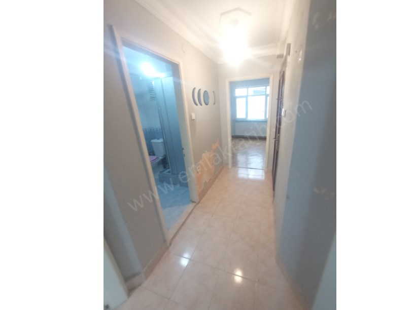 Kombili 1+1 Çift Cephe 60m2 Daire   Mutfağı Büyük   Full Yapılı