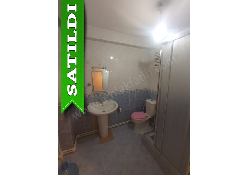 Kombili 1+1 Çift Cephe 60m2 Daire   Mutfağı Büyük   Full Yapılı