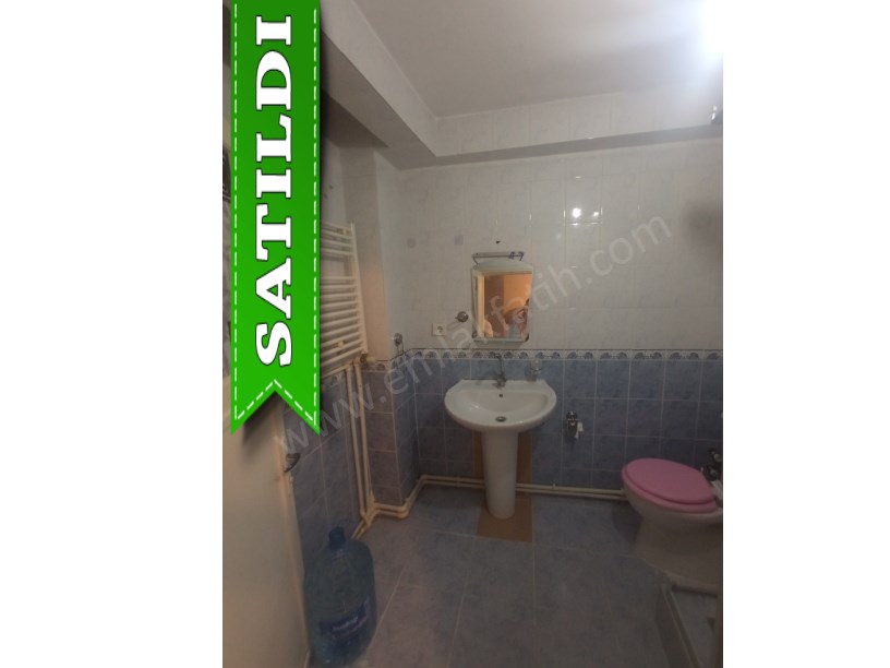 Kombili 1+1 Çift Cephe 60m2 Daire   Mutfağı Büyük ( ESKİ PORTFÖY )