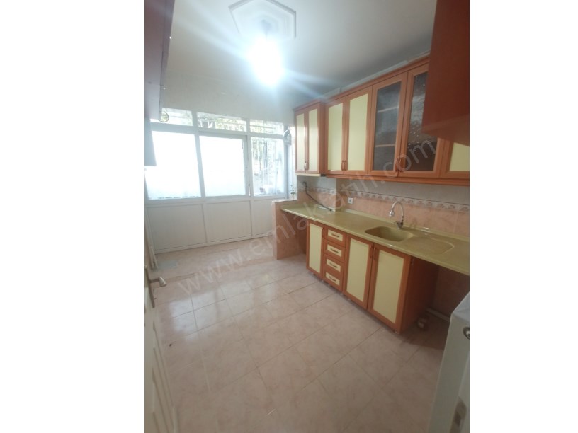 Kombili 1+1 Çift Cephe 60m2 Daire   Mutfağı Büyük   Full Yapılı