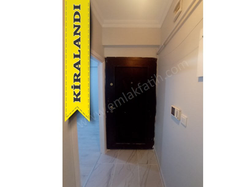 Marmara Cad ASANSÖRLÜ 12 Yıllık Genç Bina  Meydan 1+1 ( ESKİ PORTFÖY )