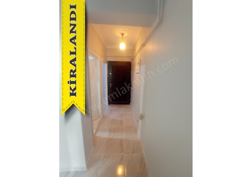 Marmara Cad ASANSÖRLÜ 12 Yıllık Genç Bina  Meydan 1+1 ( ESKİ PORTFÖY )