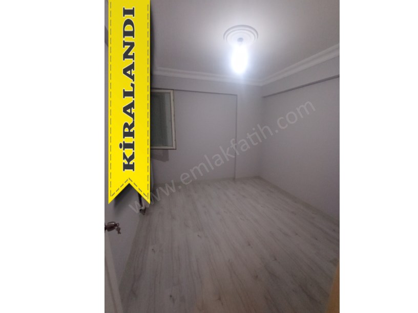 Marmara Cad ASANSÖRLÜ 12 Yıllık Genç Bina  Meydan 1+1 ( ESKİ PORTFÖY )