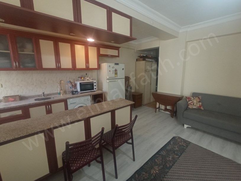 Marmara Cad EŞYALI ASANSÖRLÜ 15 Yıllık Genç Bina 1+1 ( ESKİ PORTFÖY )