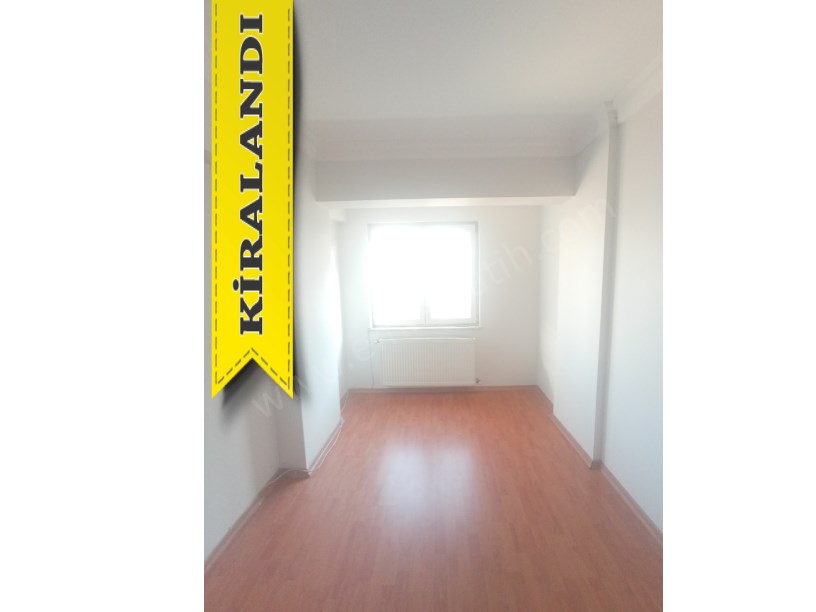 Çukur Bostana Yakın ASANSÖRLÜ 20 Yıllık Genç Bina 2+1 Full Yapılı 2.KAT