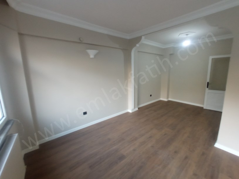 K.M.PAŞA HACI KADIN CAD 2+1 100m² FULL YAPILI DAİRE