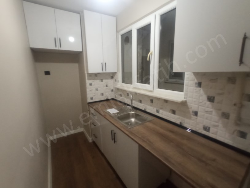 K.M.PAŞA HACI KADIN CAD 2+1 100m² FULL YAPILI DAİRE