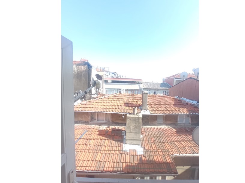 Kocamustafapaşa Kiralık Daire Demirci Osman Son Kat 1+1