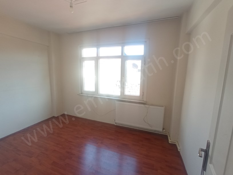 Kocamustafapaşa Kiralık Daire Demirci Osman Son Kat 1+1