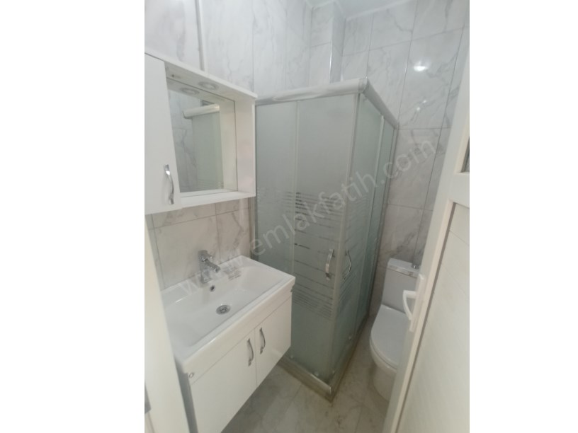 Kocamustafapaşa Kiralık Daire Milli Müdafaa Full Yeni Yapılı 2+1 3.kat