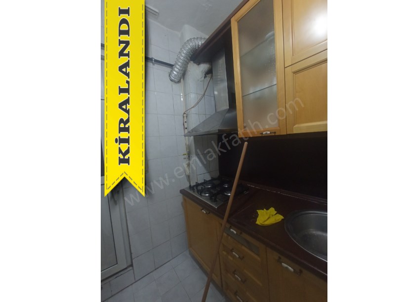 Yedikule Kiralık Daire Eşyalı 1+1 60m² Yüksek Giriş Kombili Daire