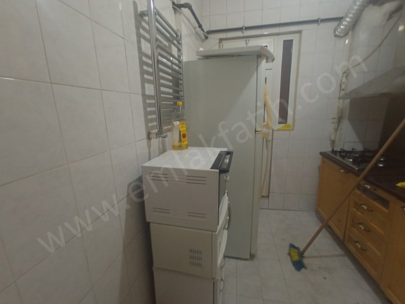 Yedikule Kiralık Daire Eşyalı 1+1 60m² Yüksek Giriş Kombili Daire