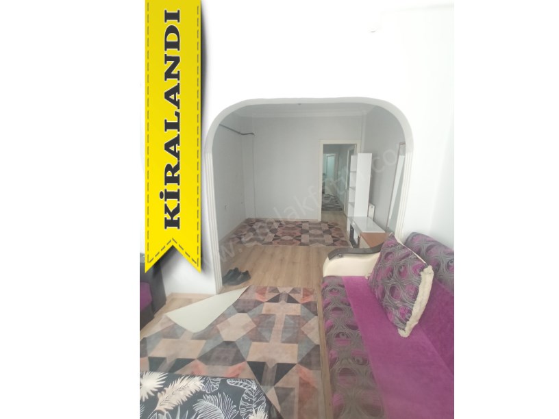 Yedikule Kiralık Daire Eşyalı 1+1 60m² Yüksek Giriş Kombili Daire