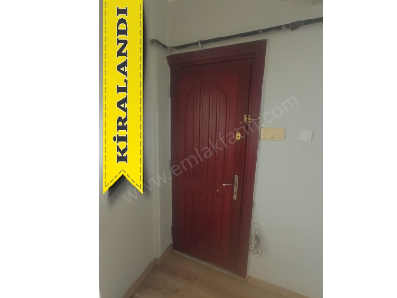 Yedikule Kiralık Daire Eşyalı 1+1 60m² Yüksek Giriş Kombili Daire