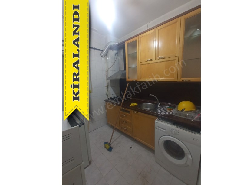 Yedikule Kiralık Daire Eşyalı 1+1 60m² Yüksek Giriş Kombili Daire