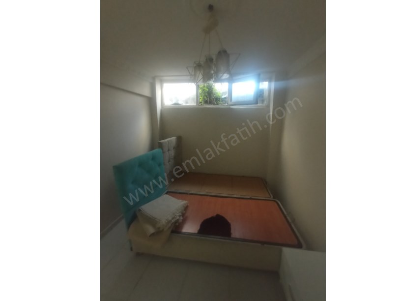Kocamustafapaşa Kiralık Daire Balıkçı Sokakta 1+1 Yarı Bodrum