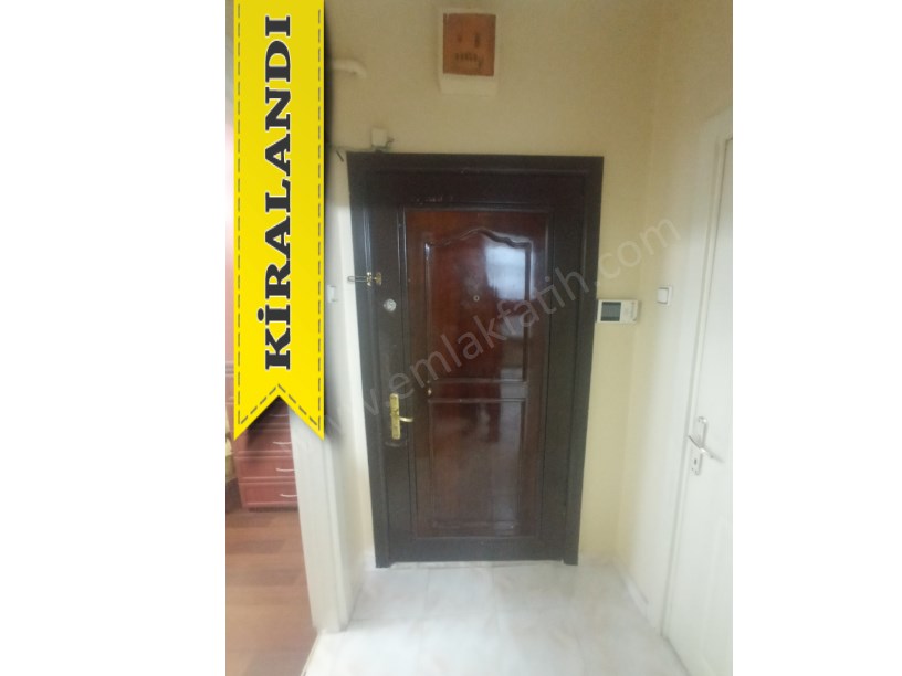 Kocamustafapaşa Kiralık Daire Eşyalı 2+1 80m² 2.Kat Kombili Çift Cepheli