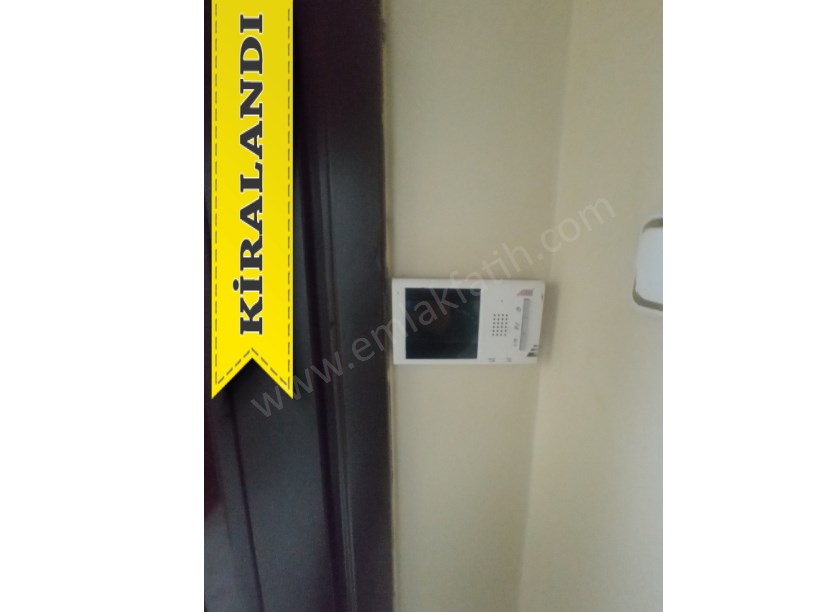 Kocamustafapaşa Kiralık Daire Eşyalı 2+1 80m² 2.Kat Kombili Çift Cepheli