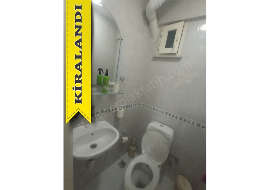 Kocamustafapaşa Kiralık Daire Eşyalı 2+1 80m² 2.Kat Kombili Çift Cepheli